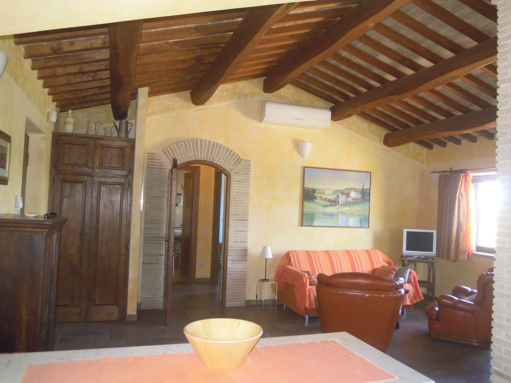 Casa Vacanze Vigna Di Valle Bracciano  Δωμάτιο φωτογραφία
