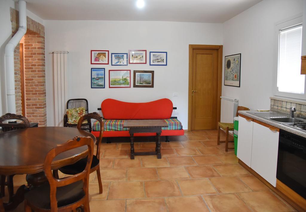 Casa Vacanze Vigna Di Valle Bracciano  Δωμάτιο φωτογραφία